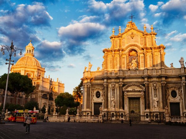 Half day Catania & Riviera of the Cyclops